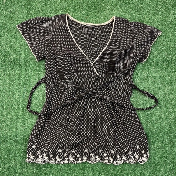 Wet Seal Tops - Y2K 2000's Wet Seal Polka Dot Babydoll Top